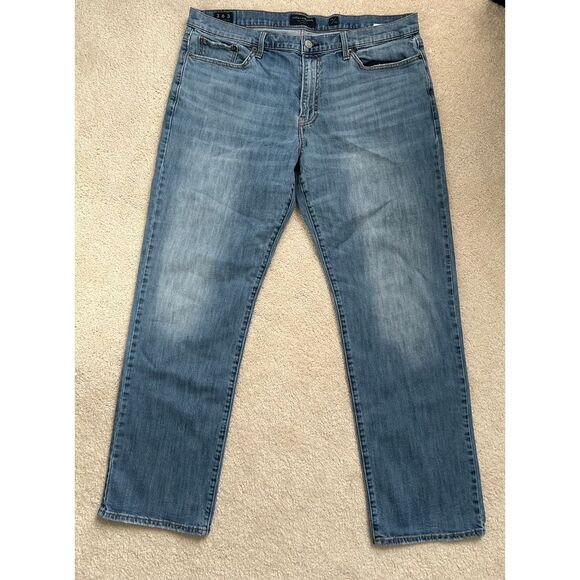 Lucky brand 363 Classic Medium Wash Straight Leg Denim Jeans - Picture 2 of 8